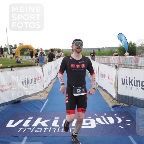 22.06.2025 - Viking Triathlon MichiJ http://msf.ph/oto/8113893 22.06.2025 16:25:46 Ziel 133 meine-sportfotos.de