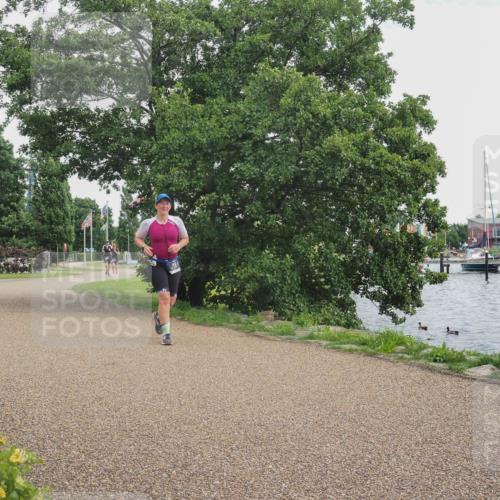 22.06.2025 - Viking Triathlon KatJ http://msf.ph/oto/8113913 22.06.2025 15:07:32 Laufen 206 meine-sportfotos.de