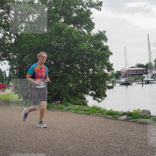 22.06.2025 - Viking Triathlon KatJ http://msf.ph/oto/8114001 22.06.2025 16:25:29 Laufen 268 meine-sportfotos.de
