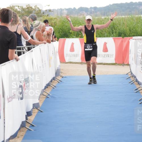 22.06.2025 - Viking Triathlon MichiJ http://msf.ph/oto/8114038 22.06.2025 16:26:08 Ziel 423 meine-sportfotos.de