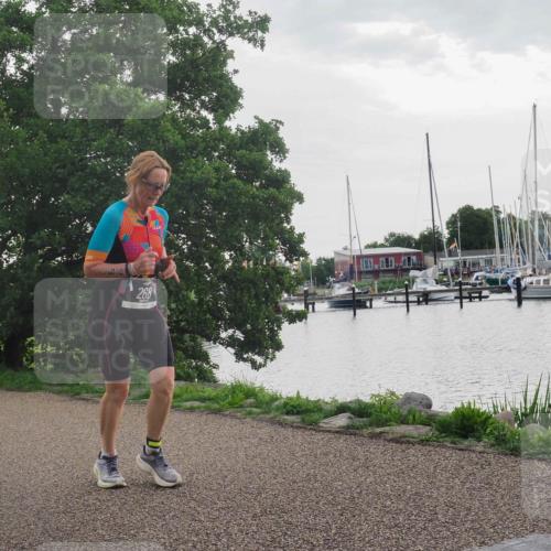 22.06.2025 - Viking Triathlon KatJ http://msf.ph/oto/8114064 22.06.2025 16:25:29 Laufen 268 meine-sportfotos.de