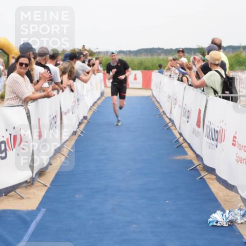 22.06.2025 - Viking Triathlon MichiJ http://msf.ph/oto/8114069 22.06.2025 15:04:51 Ziel 187, 215 meine-sportfotos.de
