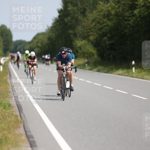22.06.2025 - Viking Triathlon Yannick Fuchs http://msf.ph/oto/8114077 22.06.2025 11:39:24 Radfahren 64, 133, 142, 146, 175, 213, 224, 263, 406, 615 meine-sportfotos.de