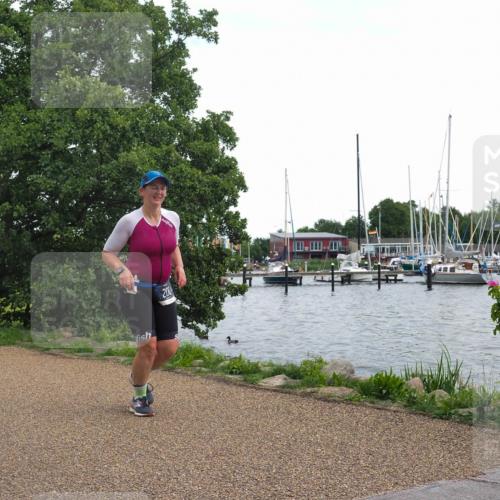 22.06.2025 - Viking Triathlon KatJ http://msf.ph/oto/8114081 22.06.2025 15:07:33 Laufen 206 meine-sportfotos.de