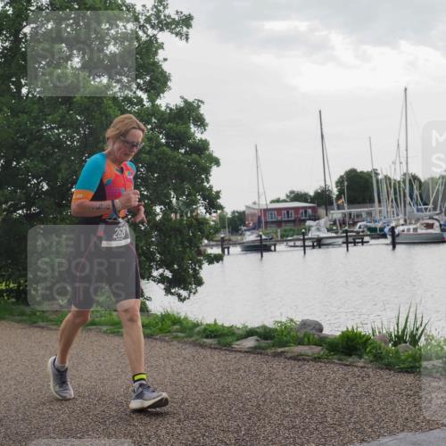22.06.2025 - Viking Triathlon KatJ http://msf.ph/oto/8114087 22.06.2025 16:25:30 Laufen 268 meine-sportfotos.de