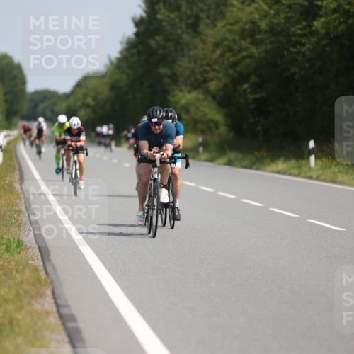 22.06.2025 - Viking Triathlon Yannick Fuchs http://msf.ph/oto/8114088 22.06.2025 11:39:24 Radfahren 64, 133, 142, 146, 175, 213, 224, 263, 406, 615 meine-sportfotos.de