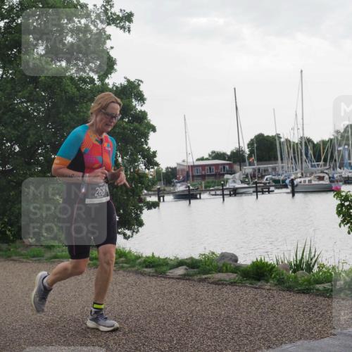 22.06.2025 - Viking Triathlon KatJ http://msf.ph/oto/8114106 22.06.2025 16:25:30 Laufen 268 meine-sportfotos.de