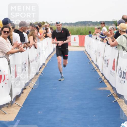 22.06.2025 - Viking Triathlon MichiJ http://msf.ph/oto/8114126 22.06.2025 15:04:52 Ziel 187, 215 meine-sportfotos.de