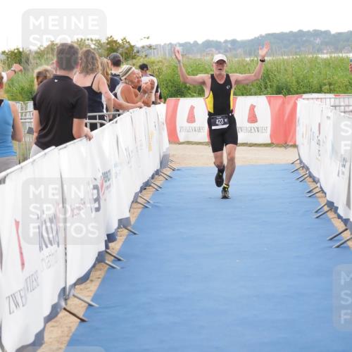 22.06.2025 - Viking Triathlon MichiJ http://msf.ph/oto/8114127 22.06.2025 16:26:09 Ziel 423 meine-sportfotos.de