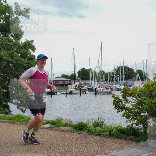 22.06.2025 - Viking Triathlon KatJ http://msf.ph/oto/8114135 22.06.2025 15:07:34 Laufen 206 meine-sportfotos.de