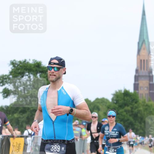 22.06.2025 - Viking Triathlon H.Heesch http://msf.ph/oto/8114146 22.06.2025 14:52:06 Laufen 288, 297, 324, 389, 420, 553 meine-sportfotos.de