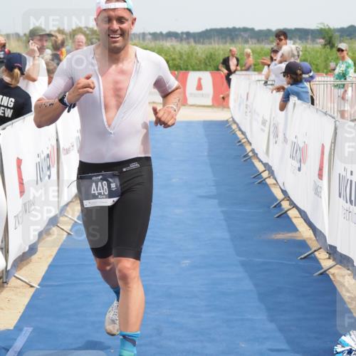 22.06.2025 - Viking Triathlon MichiJ http://msf.ph/oto/8114168 22.06.2025 14:54:29 Ziel 135, 448 meine-sportfotos.de