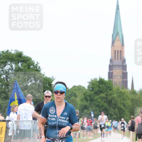 22.06.2025 - Viking Triathlon H.Heesch http://msf.ph/oto/8114169 22.06.2025 14:52:08 Laufen 288, 297, 324, 389, 553 meine-sportfotos.de