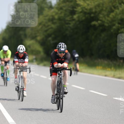22.06.2025 - Viking Triathlon Yannick Fuchs http://msf.ph/oto/8114170 22.06.2025 11:39:27 Radfahren 18, 133, 142, 175, 213, 224, 263, 406, 612, 615 meine-sportfotos.de