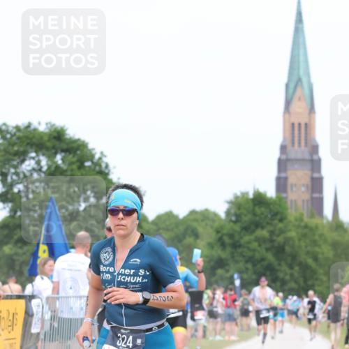22.06.2025 - Viking Triathlon H.Heesch http://msf.ph/oto/8114195 22.06.2025 14:52:08 Laufen 288, 297, 324, 389, 553 meine-sportfotos.de