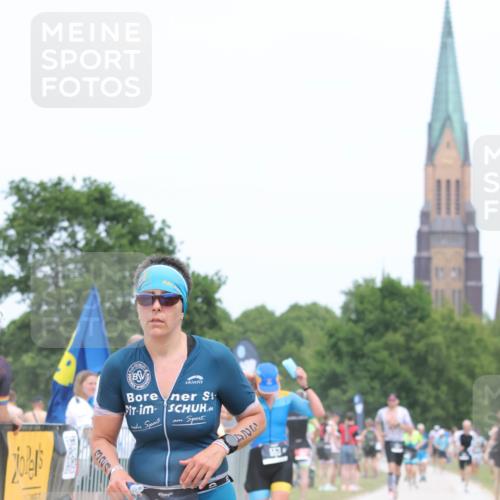 22.06.2025 - Viking Triathlon H.Heesch http://msf.ph/oto/8114214 22.06.2025 14:52:08 Laufen 288, 297, 324, 389, 553 meine-sportfotos.de