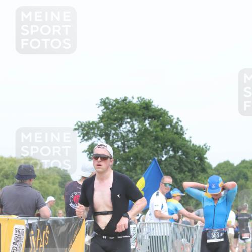 22.06.2025 - Viking Triathlon H.Heesch http://msf.ph/oto/8114228 22.06.2025 14:52:10 Laufen 242, 297, 324, 389, 553 meine-sportfotos.de