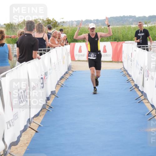 22.06.2025 - Viking Triathlon MichiJ http://msf.ph/oto/8114256 22.06.2025 16:26:10 Ziel 423 meine-sportfotos.de