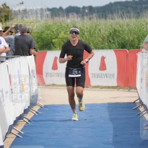 22.06.2025 - Viking Triathlon MichiJ http://msf.ph/oto/8114264 22.06.2025 14:55:06 Ziel 278 meine-sportfotos.de