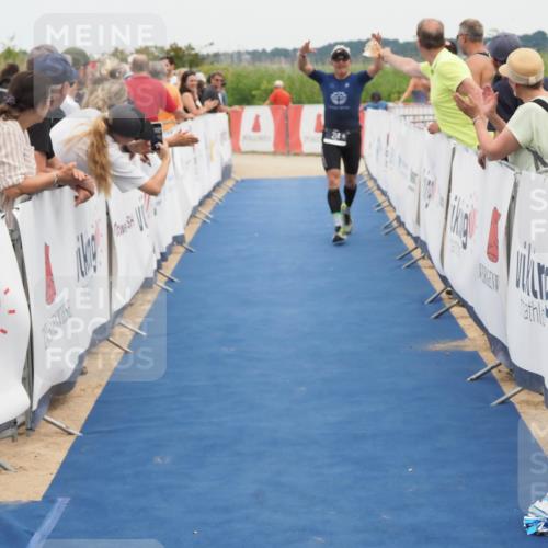 22.06.2025 - Viking Triathlon MichiJ http://msf.ph/oto/8114265 22.06.2025 15:05:11 Ziel 214 meine-sportfotos.de
