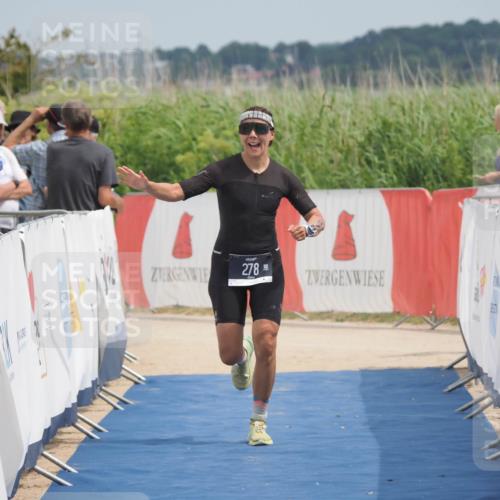 22.06.2025 - Viking Triathlon MichiJ http://msf.ph/oto/8114295 22.06.2025 14:55:07 Ziel 209, 278 meine-sportfotos.de