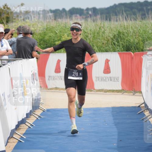 22.06.2025 - Viking Triathlon MichiJ http://msf.ph/oto/8114328 22.06.2025 14:55:07 Ziel 209, 278 meine-sportfotos.de