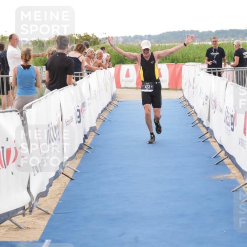 22.06.2025 - Viking Triathlon MichiJ http://msf.ph/oto/8114359 22.06.2025 16:26:11 Ziel 423 meine-sportfotos.de