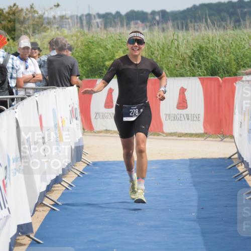 22.06.2025 - Viking Triathlon MichiJ http://msf.ph/oto/8114364 22.06.2025 14:55:07 Ziel 209, 278 meine-sportfotos.de