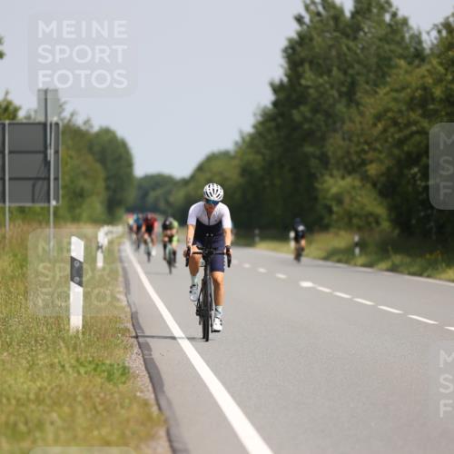 22.06.2025 - Viking Triathlon Yannick Fuchs http://msf.ph/oto/8114377 22.06.2025 11:39:33 Radfahren 18, 133, 142, 261, 263, 522, 546, 612 meine-sportfotos.de