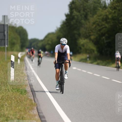 22.06.2025 - Viking Triathlon Yannick Fuchs http://msf.ph/oto/8114414 22.06.2025 11:39:34 Radfahren 18, 142, 261, 263, 461, 522, 546, 612 meine-sportfotos.de