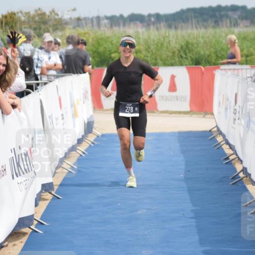 22.06.2025 - Viking Triathlon MichiJ http://msf.ph/oto/8114426 22.06.2025 14:55:08 Ziel 209, 278 meine-sportfotos.de