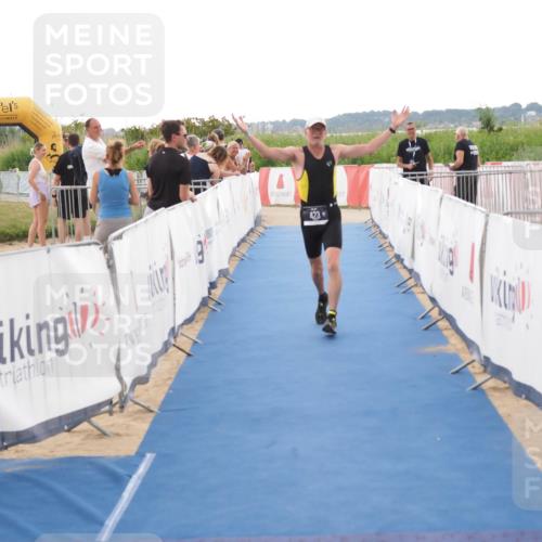 22.06.2025 - Viking Triathlon MichiJ http://msf.ph/oto/8114479 22.06.2025 16:26:12 Ziel 423 meine-sportfotos.de