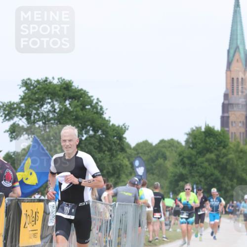 22.06.2025 - Viking Triathlon H.Heesch http://msf.ph/oto/8114510 22.06.2025 14:52:21 Laufen 101, 242 meine-sportfotos.de