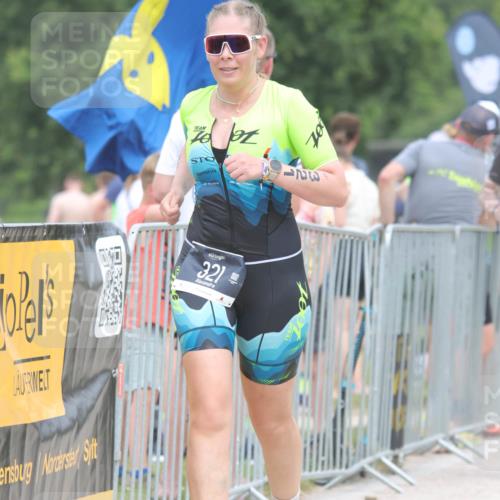 22.06.2025 - Viking Triathlon H.Heesch http://msf.ph/oto/8114521 22.06.2025 14:52:28 Laufen 68, 75, 321, 406 meine-sportfotos.de