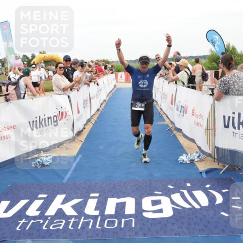 22.06.2025 - Viking Triathlon MichiJ http://msf.ph/oto/8114546 22.06.2025 15:05:14 Ziel 214 meine-sportfotos.de