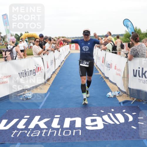 22.06.2025 - Viking Triathlon MichiJ http://msf.ph/oto/8114575 22.06.2025 15:05:14 Ziel 214 meine-sportfotos.de