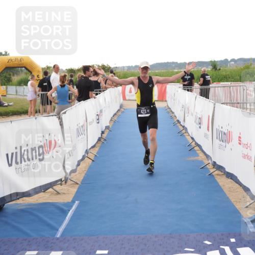 22.06.2025 - Viking Triathlon MichiJ http://msf.ph/oto/8114578 22.06.2025 16:26:13 Ziel 423 meine-sportfotos.de