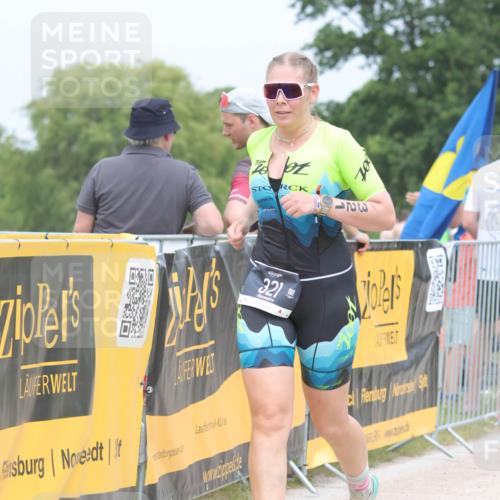 22.06.2025 - Viking Triathlon H.Heesch http://msf.ph/oto/8114650 22.06.2025 14:52:29 Laufen 68, 75, 321, 406 meine-sportfotos.de