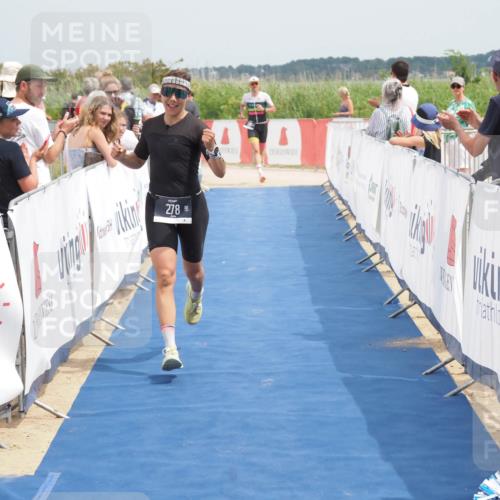22.06.2025 - Viking Triathlon MichiJ http://msf.ph/oto/8114665 22.06.2025 14:55:09 Ziel 209, 278 meine-sportfotos.de