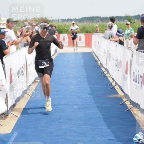 22.06.2025 - Viking Triathlon MichiJ http://msf.ph/oto/8114698 22.06.2025 14:55:10 Ziel 209, 278 meine-sportfotos.de