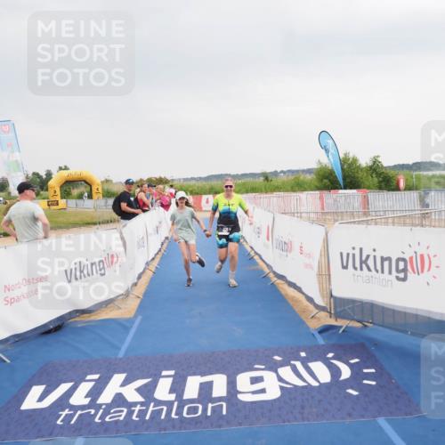 22.06.2025 - Viking Triathlon MichiJ http://msf.ph/oto/8114712 22.06.2025 16:46:01 Ziel 321 meine-sportfotos.de