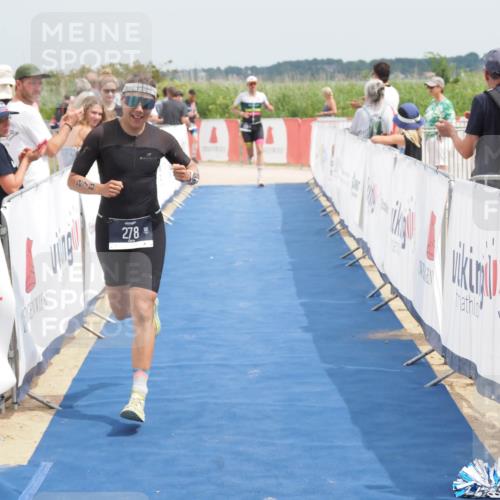 22.06.2025 - Viking Triathlon MichiJ http://msf.ph/oto/8114715 22.06.2025 14:55:10 Ziel 209, 278 meine-sportfotos.de
