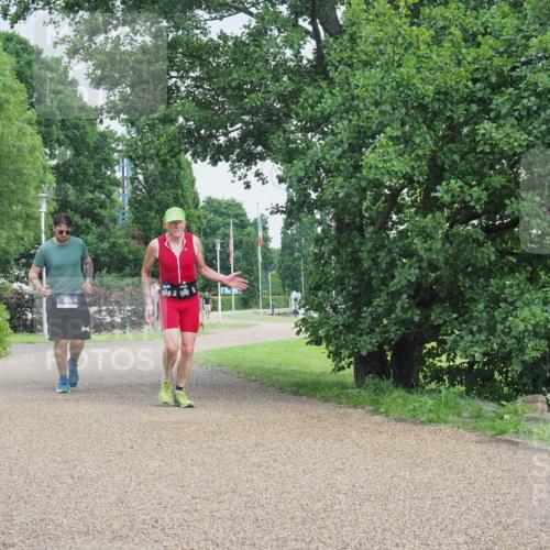 22.06.2025 - Viking Triathlon KatJ http://msf.ph/oto/8114722 22.06.2025 16:40:54 Laufen 160 meine-sportfotos.de