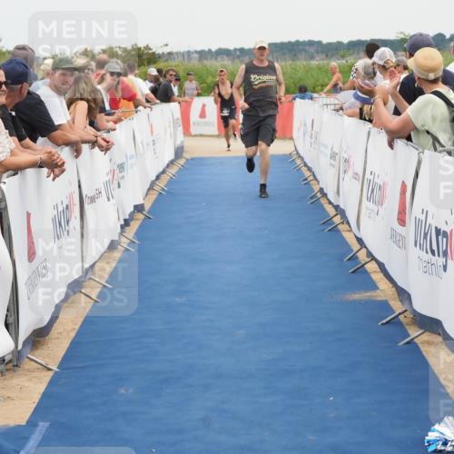22.06.2025 - Viking Triathlon MichiJ http://msf.ph/oto/8114731 22.06.2025 15:05:25 Ziel 443 meine-sportfotos.de