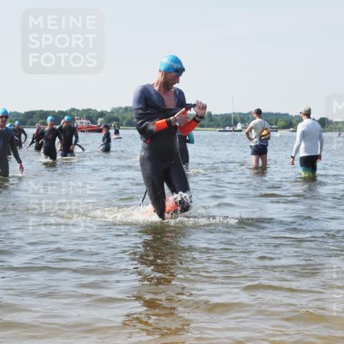 22.06.2025 - Viking Triathlon KatJ http://msf.ph/oto/8114748 22.06.2025 10:42:13 Schwimmen 16, 78, 159, 281, 290, 326, 460, 465 meine-sportfotos.de