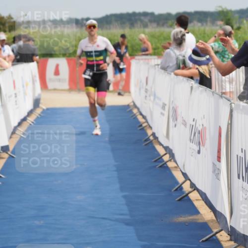 22.06.2025 - Viking Triathlon MichiJ http://msf.ph/oto/8114756 22.06.2025 14:55:12 Ziel 209, 278 meine-sportfotos.de