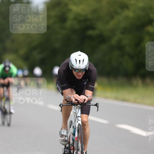 22.06.2025 - Viking Triathlon Yannick Fuchs http://msf.ph/oto/8114758 22.06.2025 12:16:15 Radfahren 5, 30, 95, 331, 348, 359, 429, 505 meine-sportfotos.de