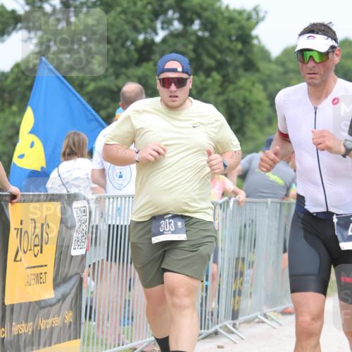 22.06.2025 - Viking Triathlon H.Heesch http://msf.ph/oto/8114823 22.06.2025 14:52:38 Laufen 68, 75, 303, 406, 450 meine-sportfotos.de