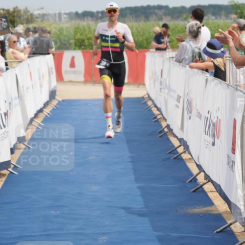 22.06.2025 - Viking Triathlon MichiJ http://msf.ph/oto/8114824 22.06.2025 14:55:12 Ziel 209, 278 meine-sportfotos.de