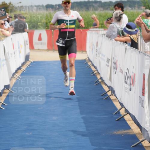 22.06.2025 - Viking Triathlon MichiJ http://msf.ph/oto/8114873 22.06.2025 14:55:12 Ziel 209, 278 meine-sportfotos.de